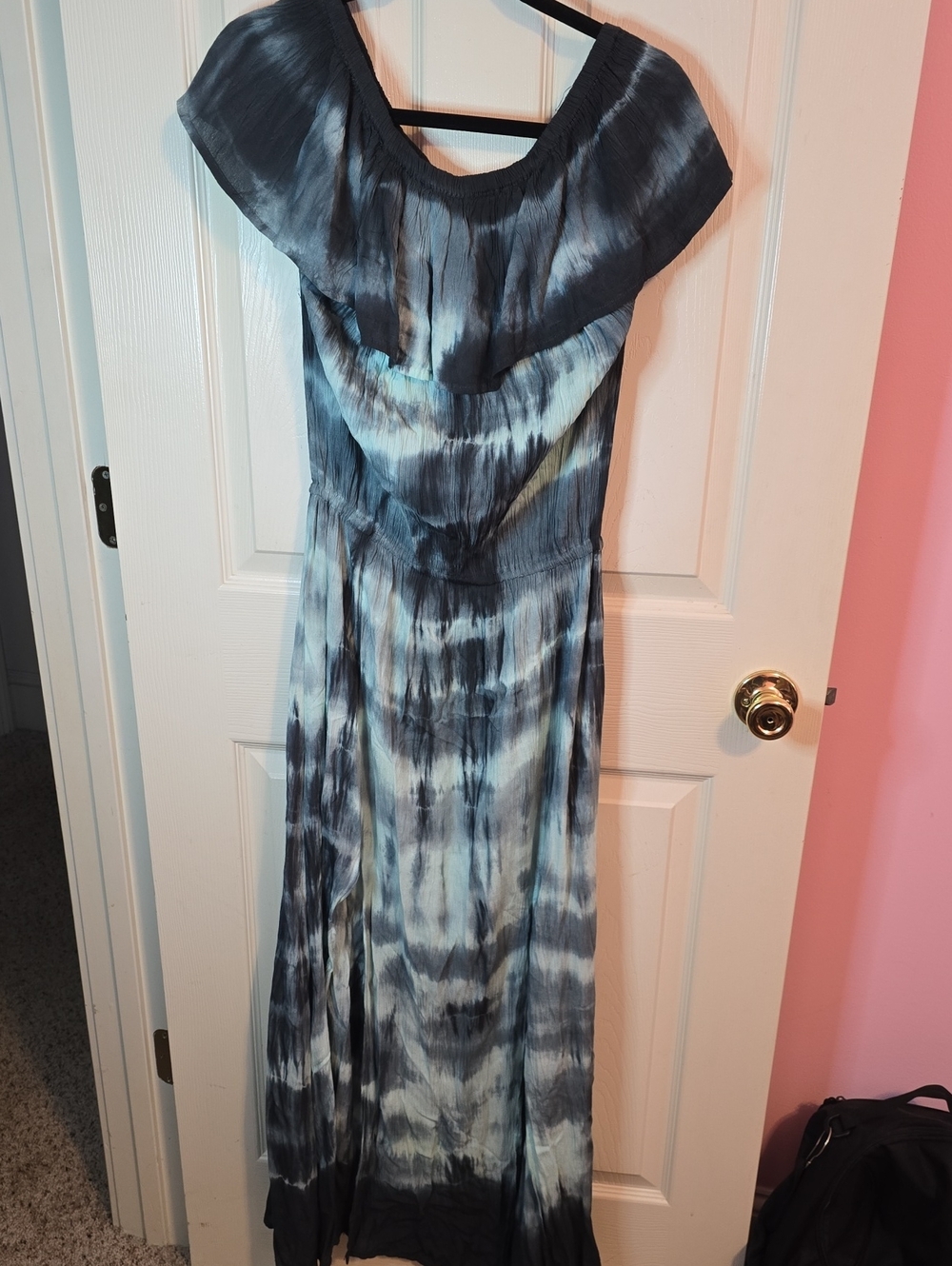 Off-Shoulder Tie-Dye Maxi Dress in Navy and White